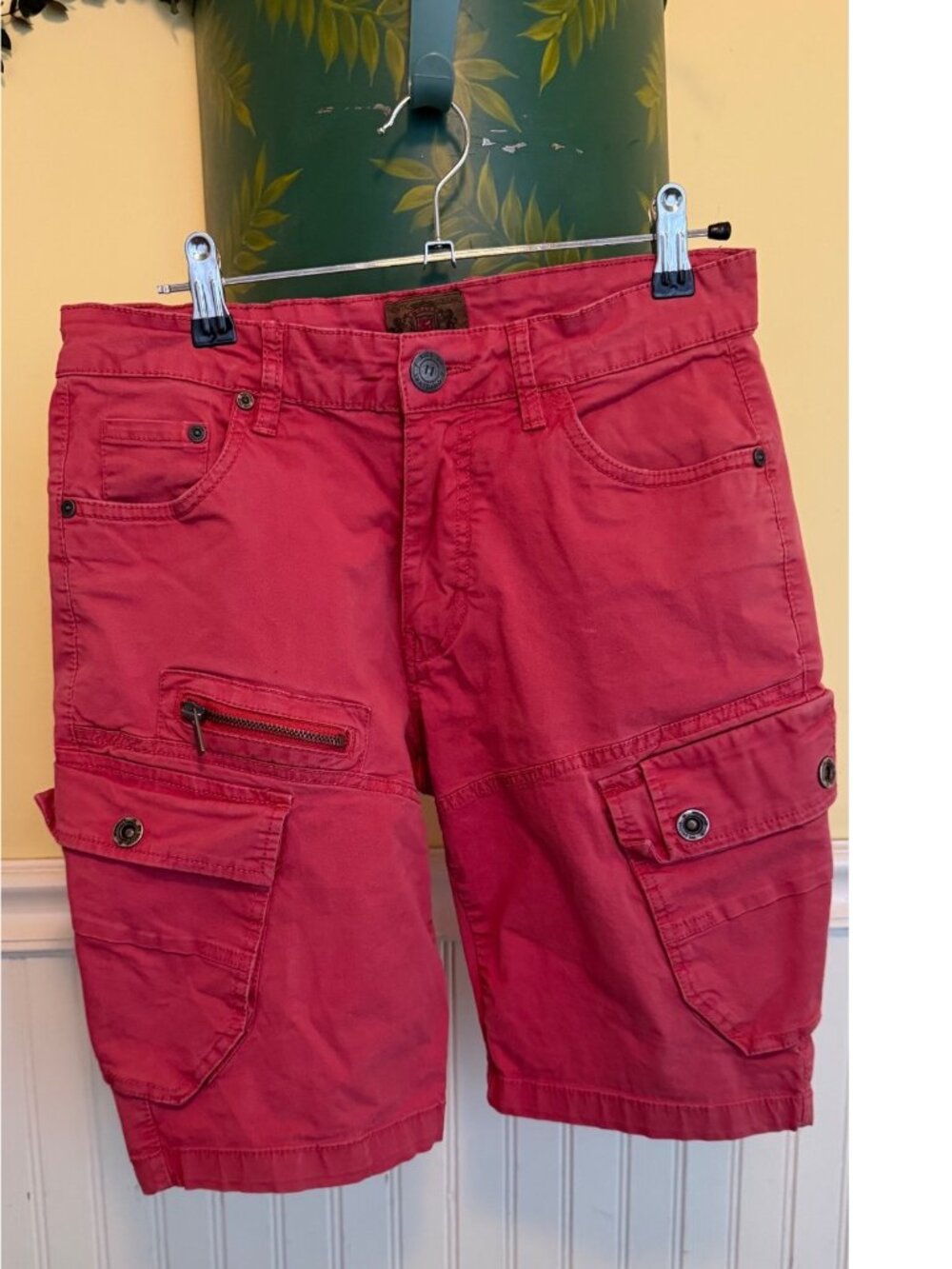 Red Cargo Shorts Mens Waist 30 With Multiple Pockets And Zipper Closure